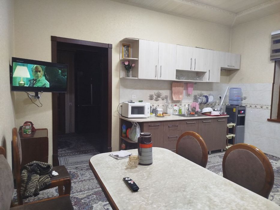 Учкахрамон постдан кирганда Хожи отада 4 сотих ховли