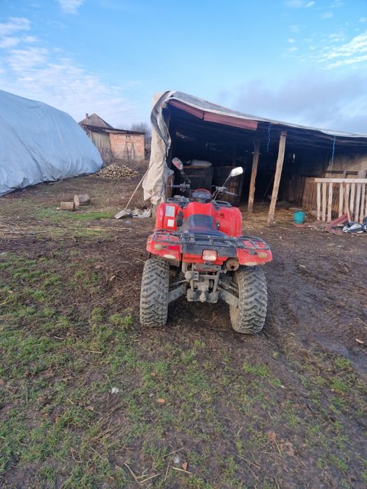 ATV CF moto, in stare buna de functionare