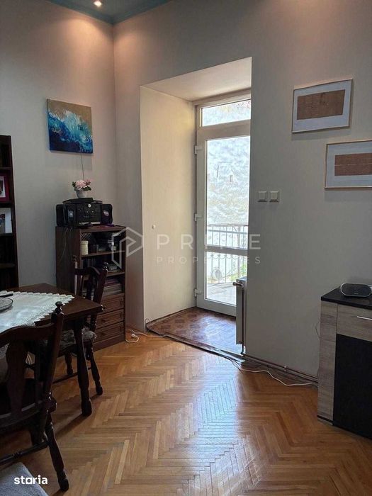 Apartament 3 camere, 80 mp, Ultracentral – Etaj 1, Tavan Înalt (3,9 m)