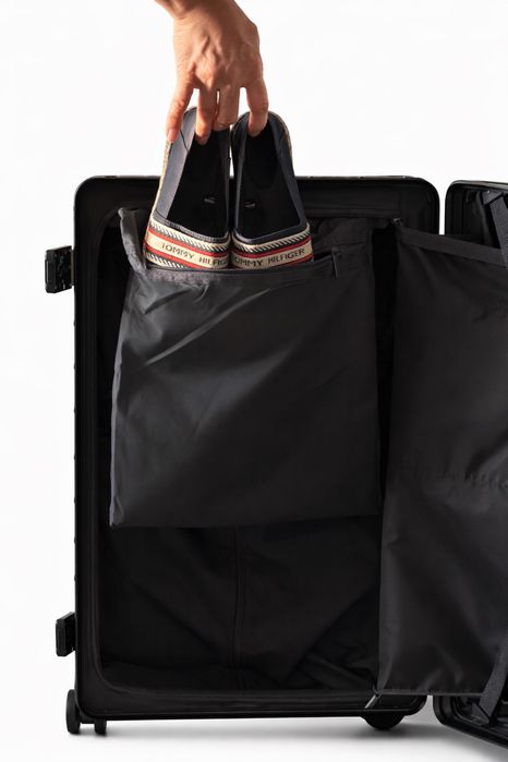 Чемодан с алюминиевой рамой