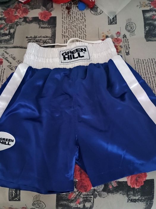 ex compleuri de boxat încă în garanție