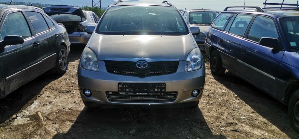 Тойота Корола Версо