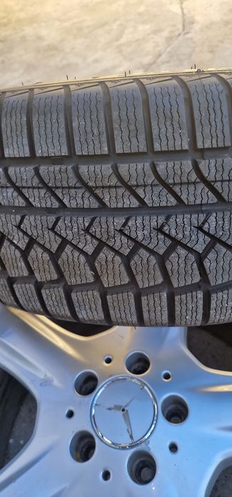 Джанти с чисто нови зимни гуми 19"  Мерцедес