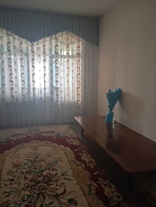 Квартира узоқ муддатга оилага ижарага берилади