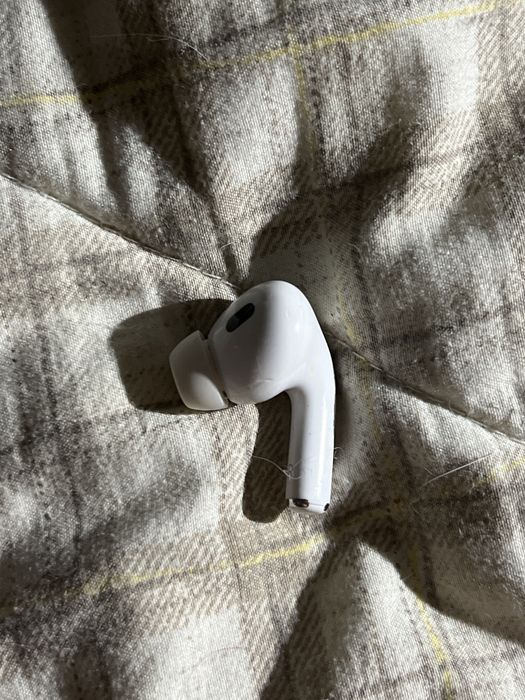 Правый наушник для Airpods pro 2