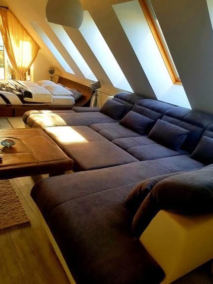 Дава се под наем Едностаен апартамент в Бургас, Център - 75 кв.м за 714 € - Снимка #6