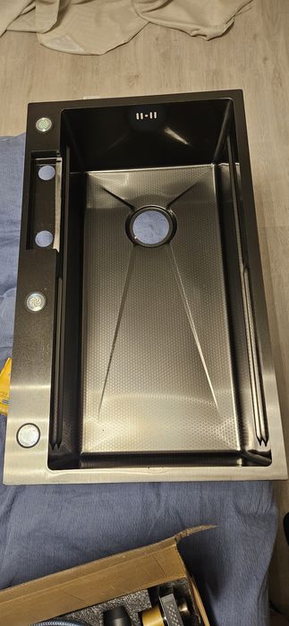 Уникална неръждаема мивка