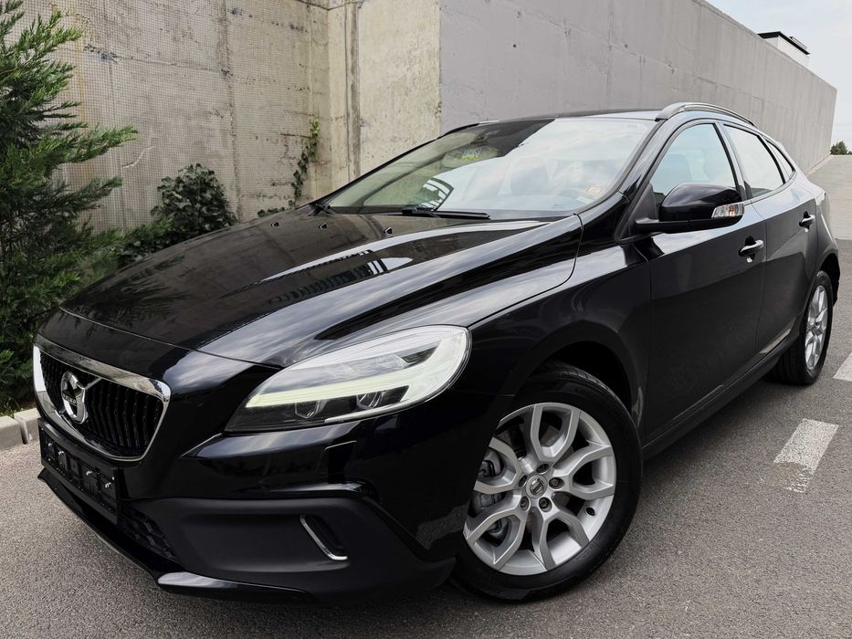 VOLVO V40 2019 — imagine 2