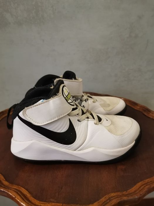 Nike ghete/adidasi basket 28.5