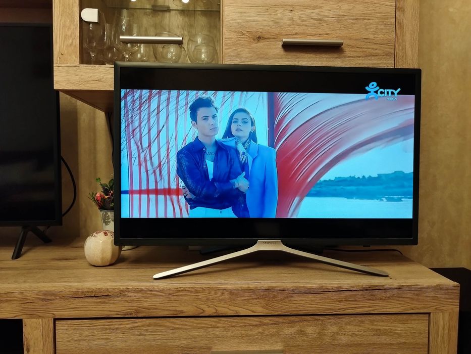 Телевизор Samsung