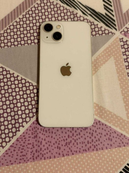 iPhone 13 128gb Alb stare foarte buna