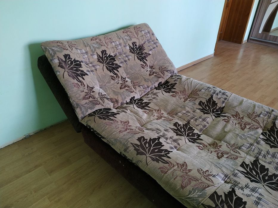 Диван-кровать.
