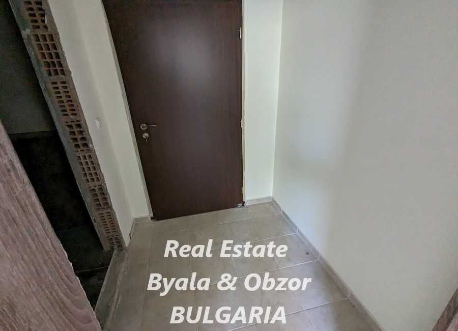 Продава се Едностаен апартамент в Бяла - 38 кв.м за 1077 €/кв.м - Снимка #5