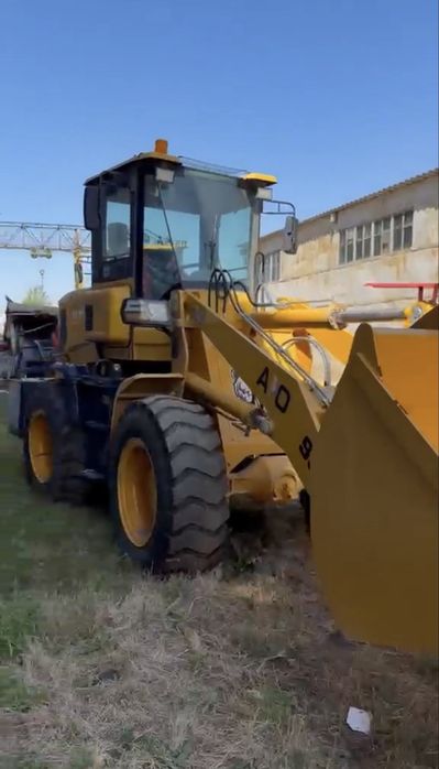 Услуги фронтального погрузчика