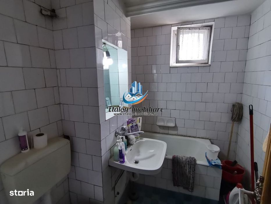 Apartament 2 camere decomandat, etaj 2, Carrefour Precista