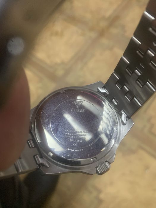 Часы Кварцевые GUESS