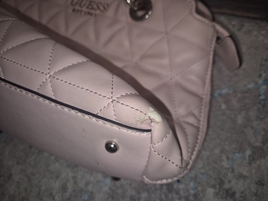 Оригинална дамска чанта Guess розова
