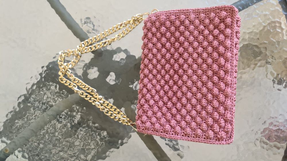 Сумки вязаные, ручная работа.