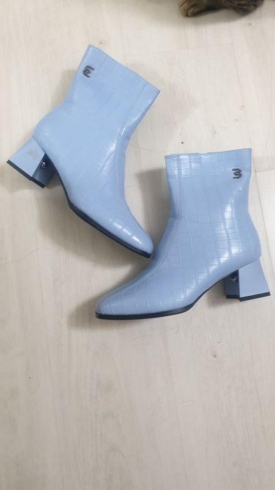 Продам Сапоги теплые.