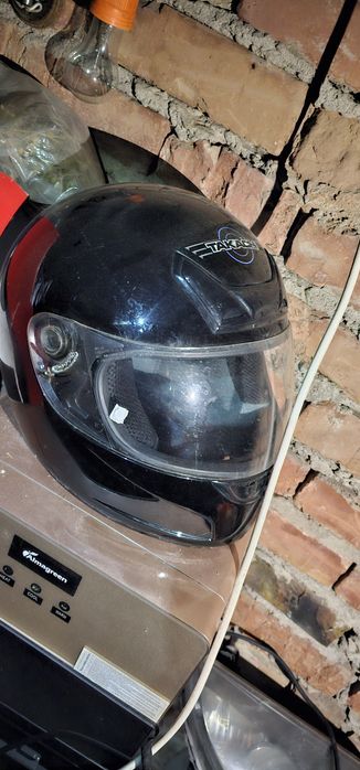 Шлем в отличном состоянии