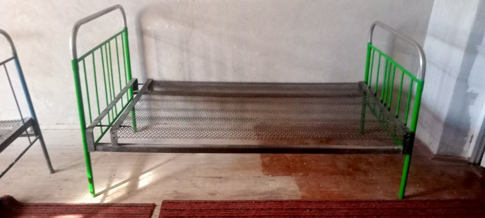 Кароват сотилади нархи 550000 сум