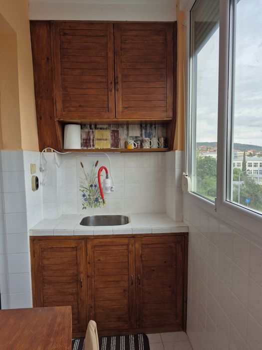 Дава под наем двустаен апартамент в гр. Стара Загора