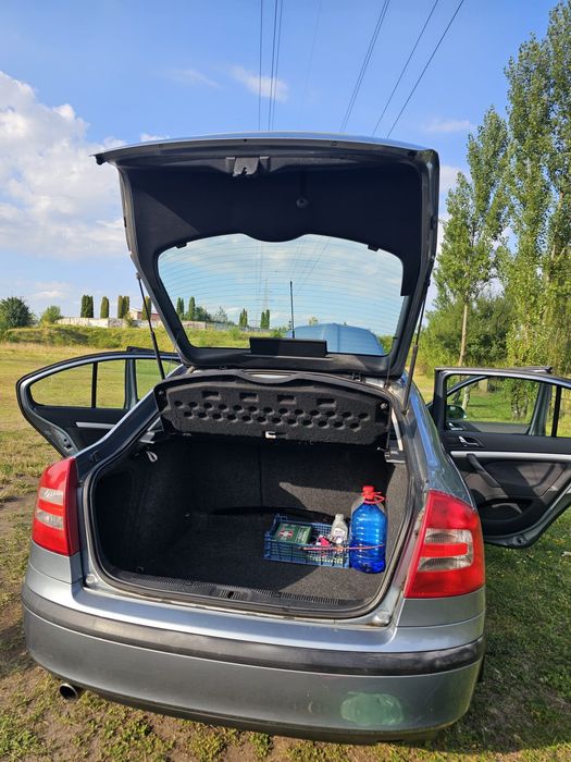 Vând skoda octavia 2