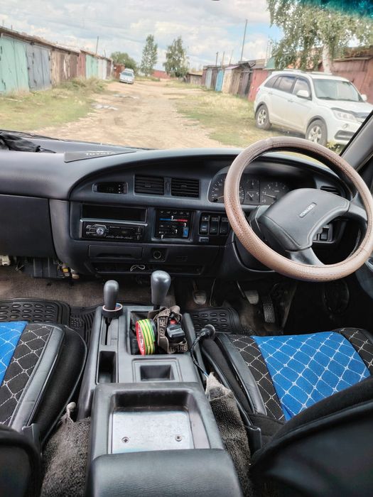 Продам Тойоту минивен