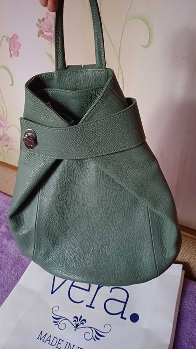 Нова! Vera Pelle раница