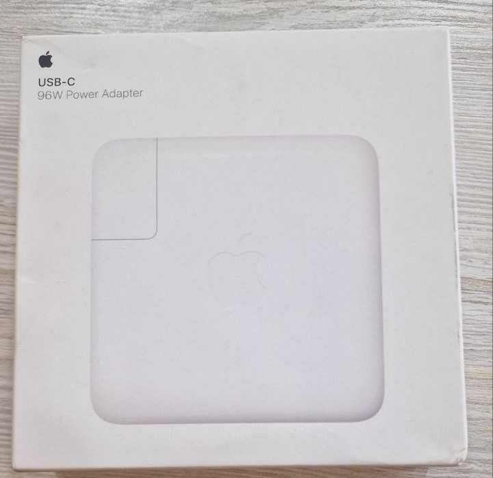 Power adapter Apple 96W-140W