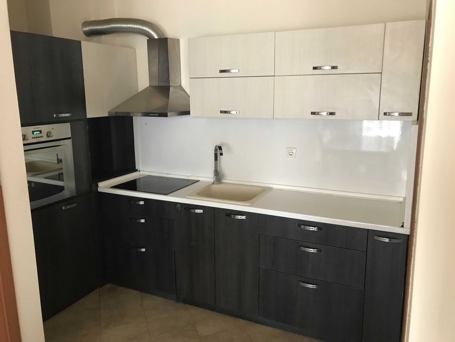 Дава се под наем Двустаен апартамент в Пловдив, Гагарин - 75 кв.м за 398.82 € - Снимка #3