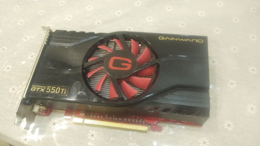 gtx 550 ti работает