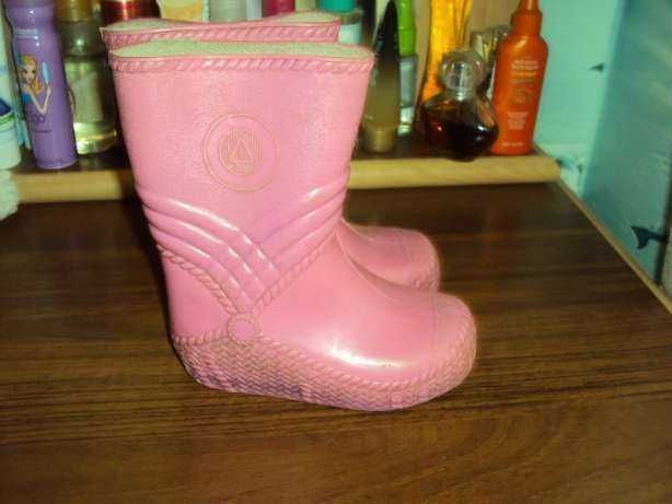 Сапожки разные на девочку 1-3 года