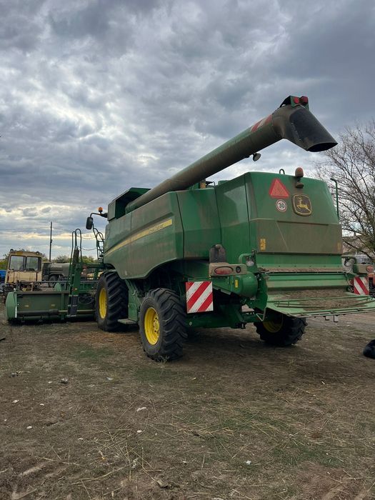 Комбайн John Deere w650