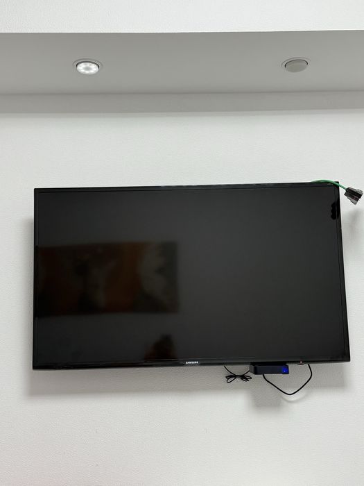 Продам телевизор