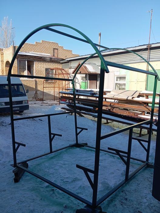 Беседка курилка урна