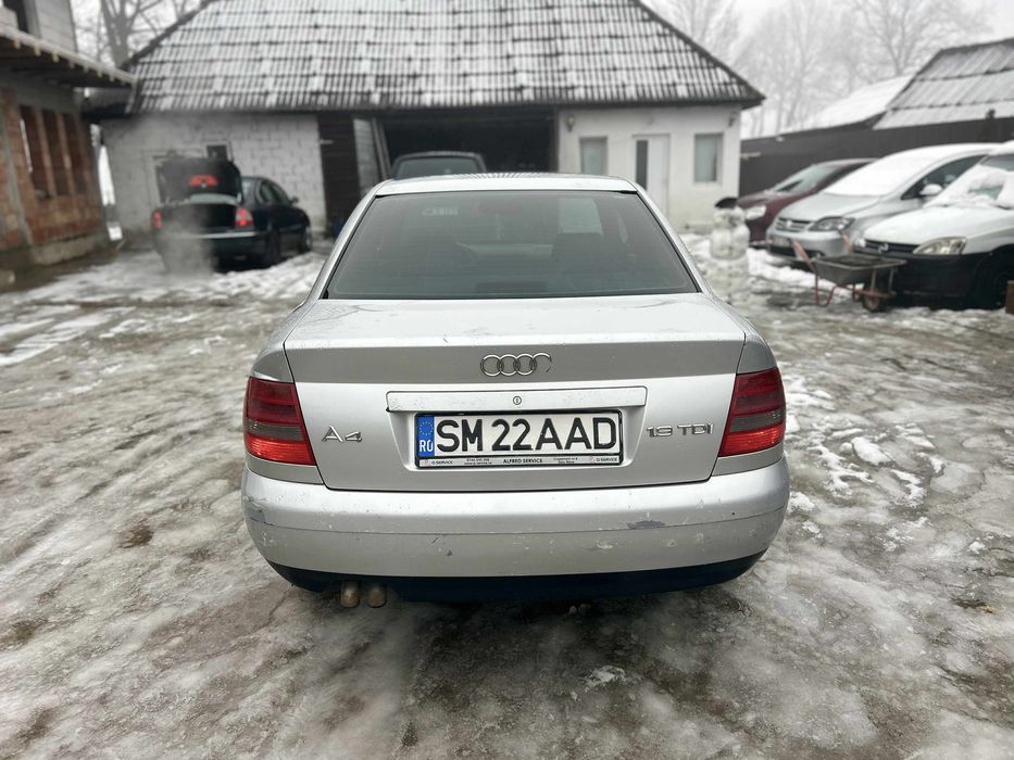 Vand sau Schimb Audi A4