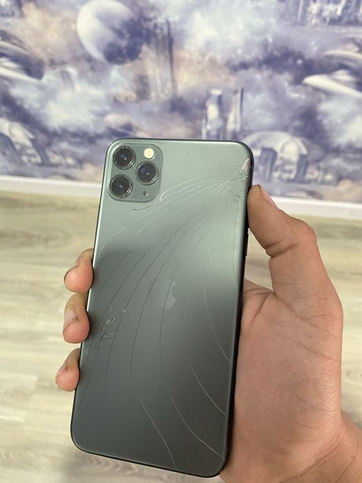 Продаю Iphone 11 pro max