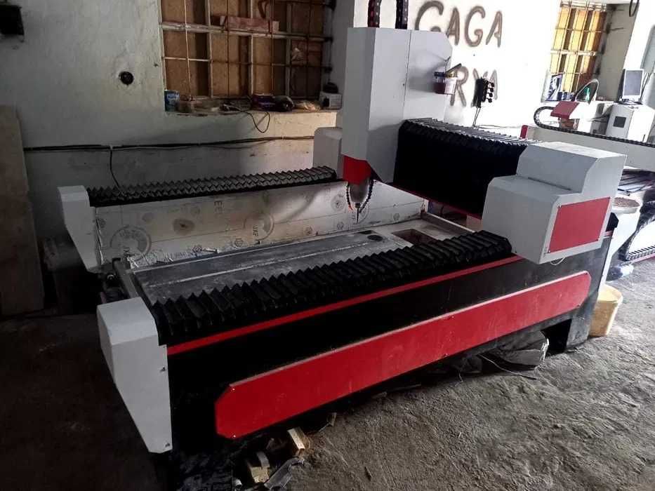 ЧПУ станок по камню и дереву