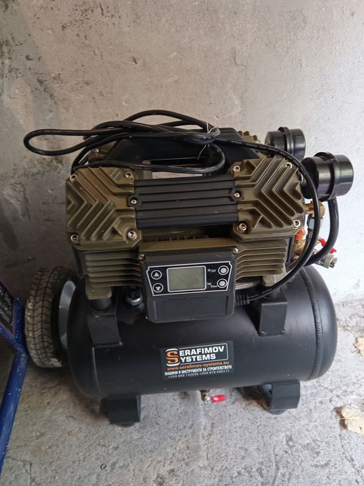 Машина за шпакловки , мазилки и текстури Serafimov Systems PS 100