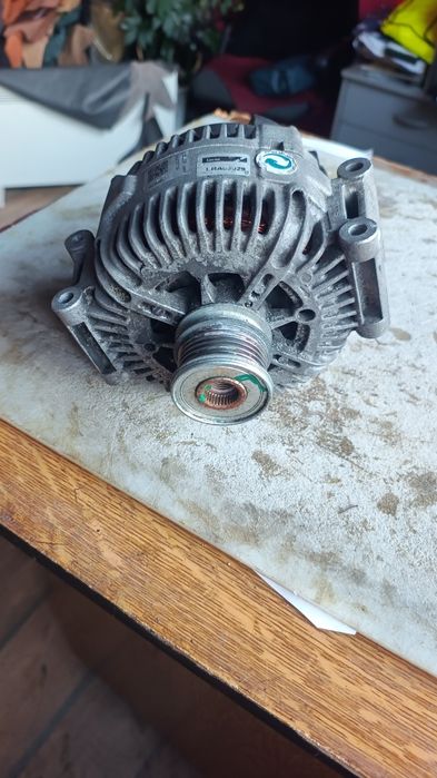 Алтернатор за Мерцедес . Проверен .
