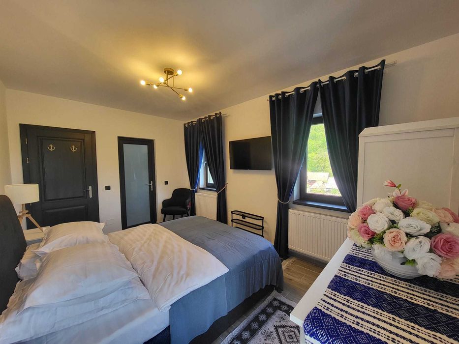 Inchiriez pensiune turistica pentru administrare