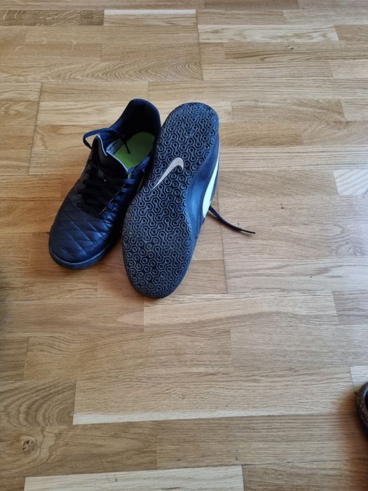 Vand adudasi nike 41