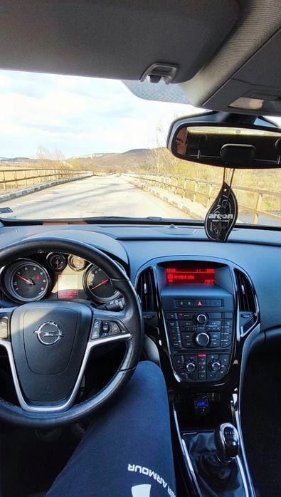 Opel Astra J ТОП