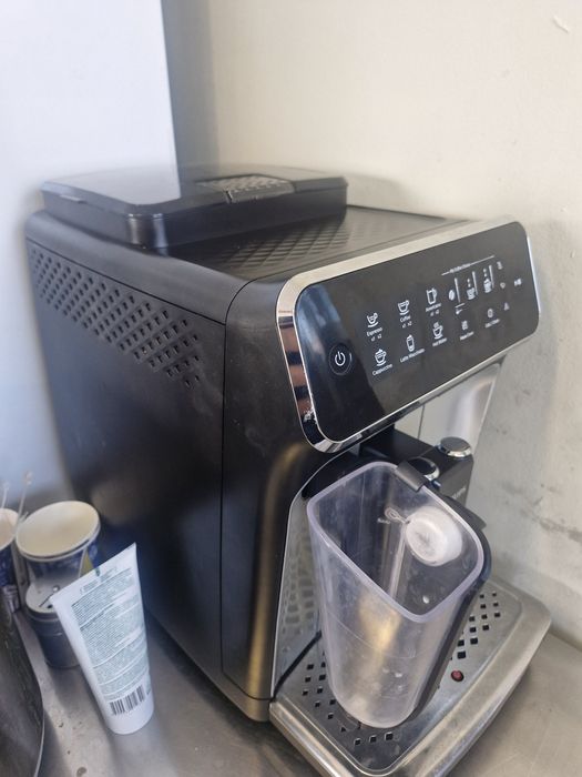 Кафе машини филипс ep3200