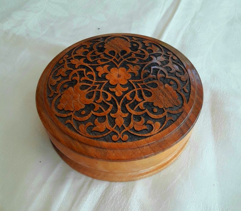 Шкатулка. продается