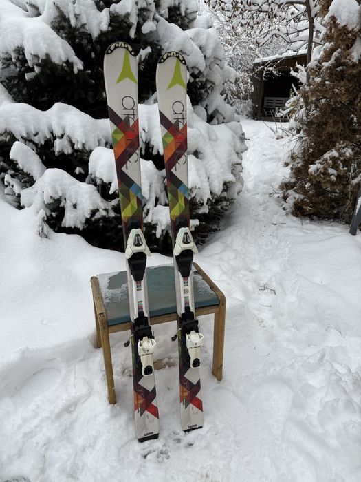 Лыжи горные atomic