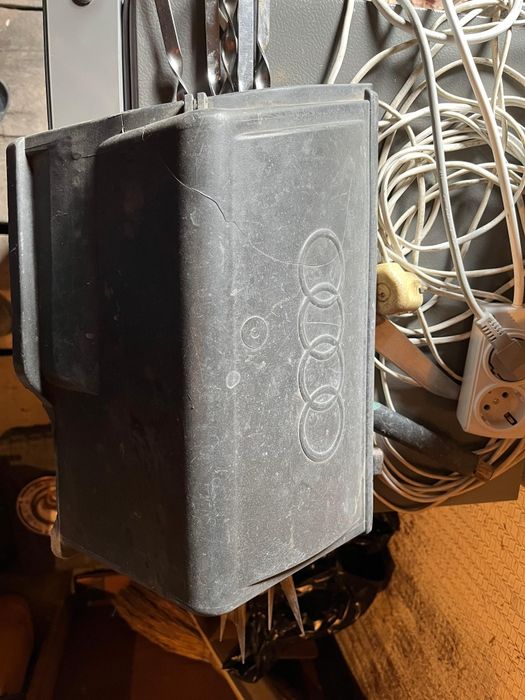 Продам запчасти на ауди