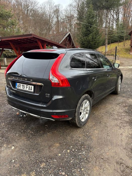 Vând Volvo XC 60