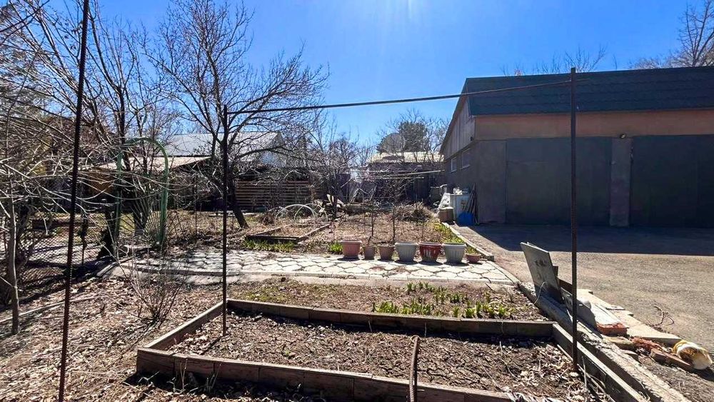 Продам Коммерцию Айым